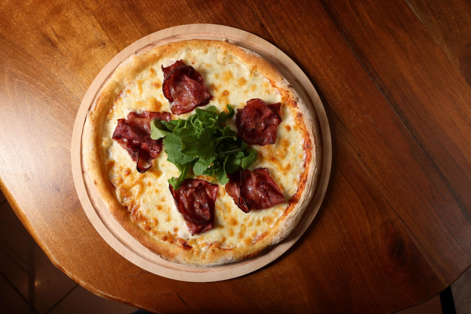 Fümeli Pizza 
