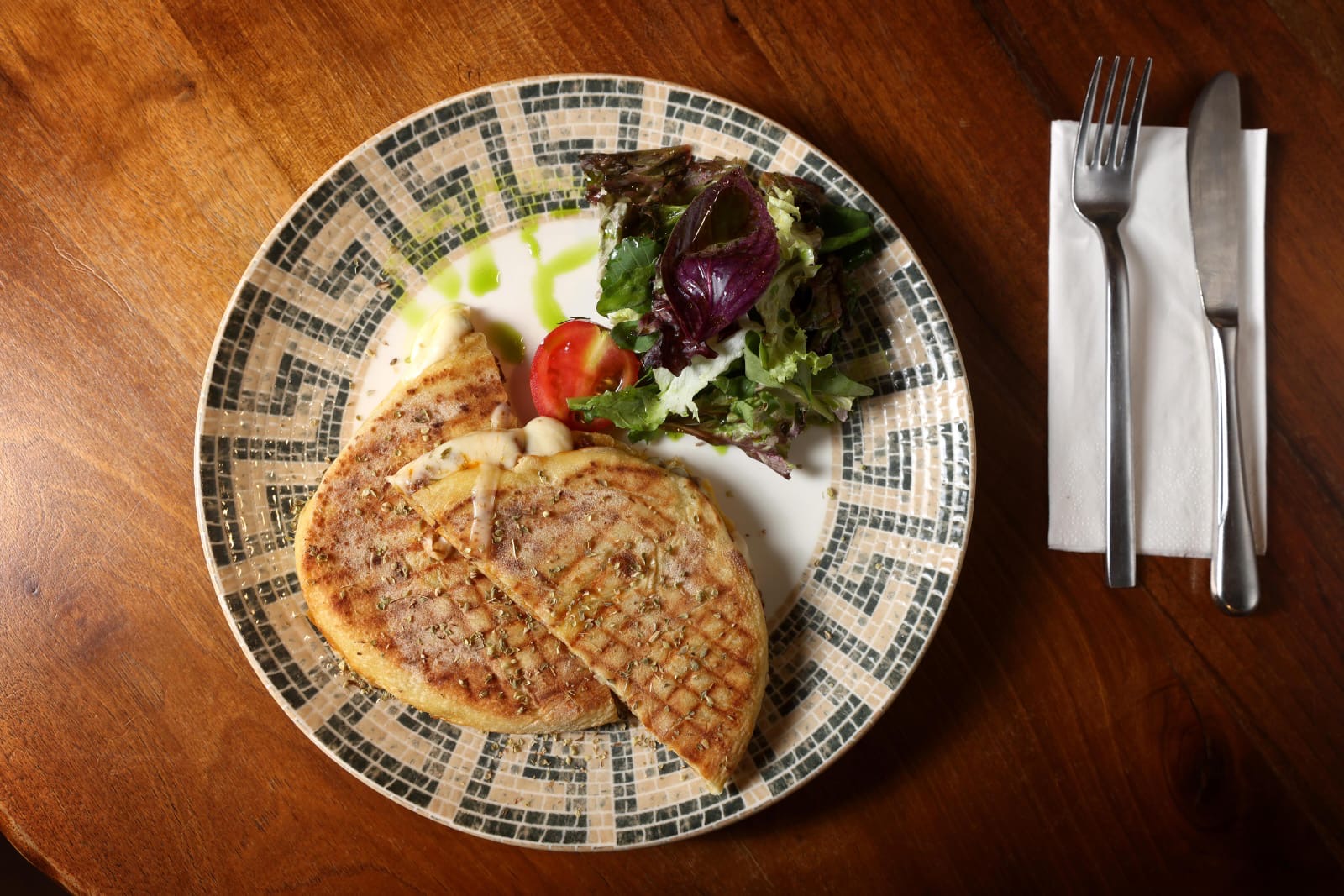 Kavurmalı Bazlama Tost